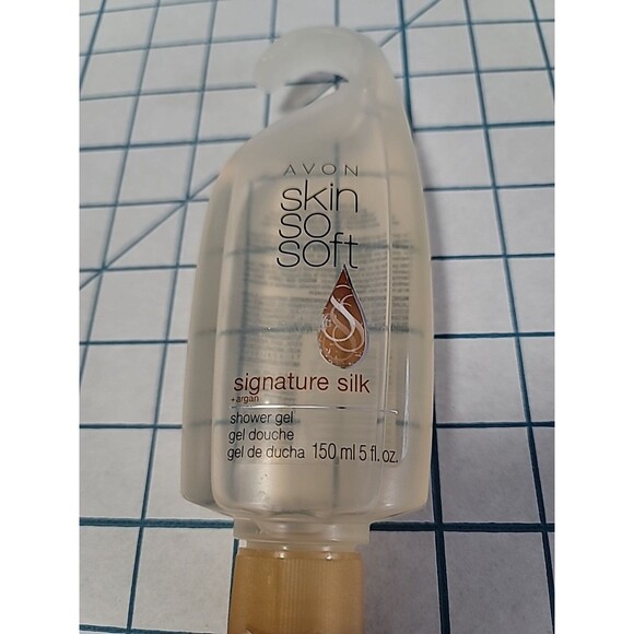 Avon SKIN- SO-SOFT Signature Silk + Argan SHOWER GEL 5 FL. OZ. NOS NIP - Picture 2 of 5